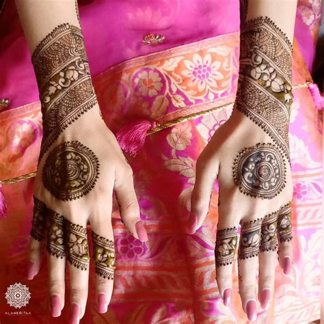 12 Stunning Bracelet Mehndi Design That Are Simple, Quick and ...