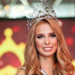 Риз Уизерспун: «После развода я стала лучше» | Maiden.com.ua