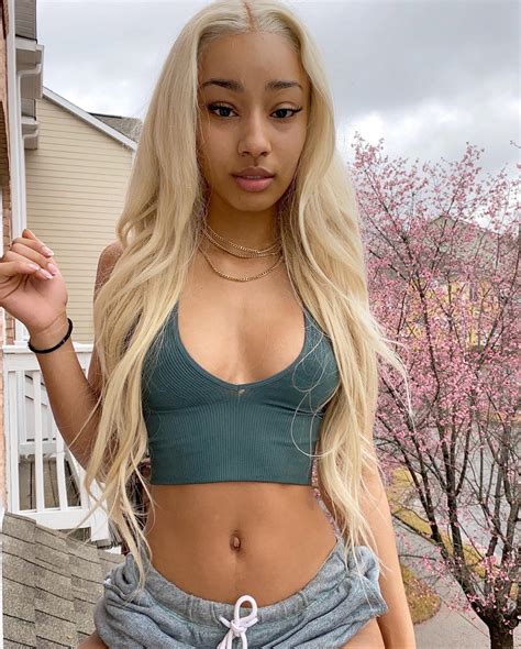 Rubi Rose is so beautiful and confident w her boobs, makes me feel