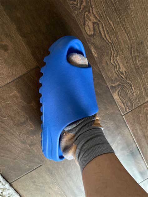 Crocs more comfortable than yeezy slides? : r/yeezys