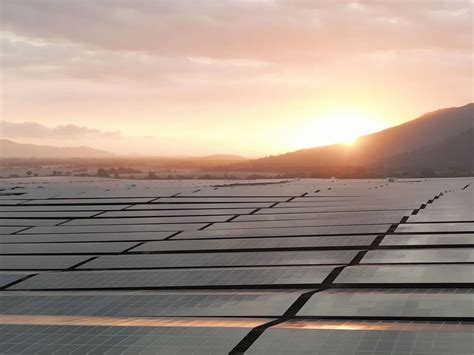 leading  philippines renewable energy revolution acen