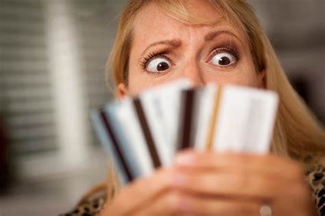 Просрочка по кредиту в Сбербанке: последствия и как оплатить?