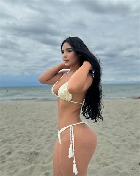 Natalia Márquez | Del mar y del amor..🪽🏹 | Instagram