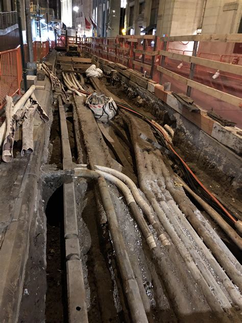 Under the NYC streets : r/InfrastructurePorn