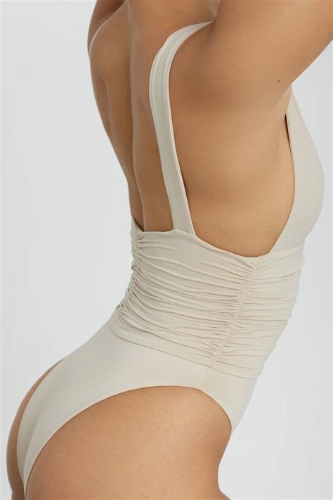 Echo One Piece Moderate Coverage - Coconut – Riot Swim