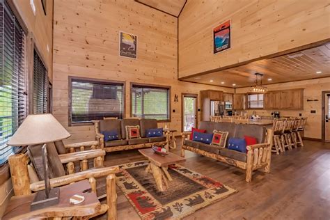A LongView Splash - 5 Bedroom Sevierville Cabin Rental