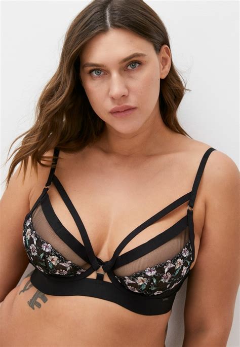 Бюстгальтер Marks & Spencer, цвет: черный, RTLABF968201 — купить в ...
