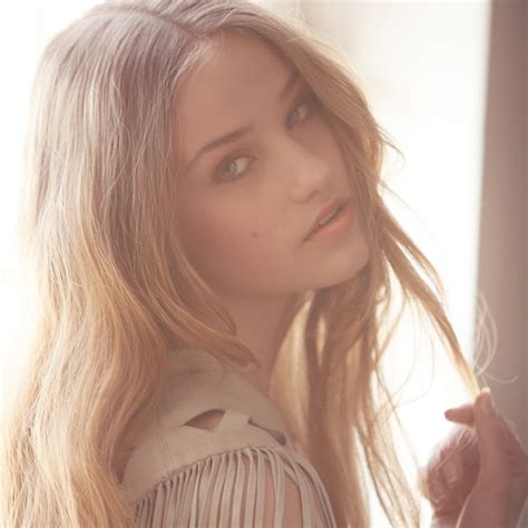 mastering window portraits showit blog