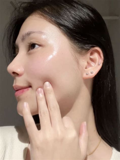 #glassskin | Beauty hacks, Pale skin, Glowing skin