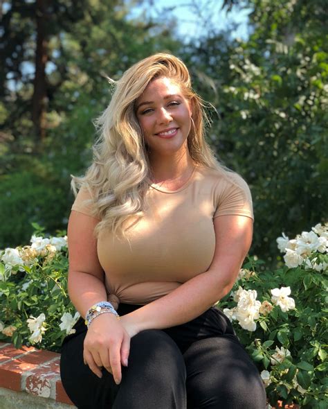 Ellana Bryan | Scrolller