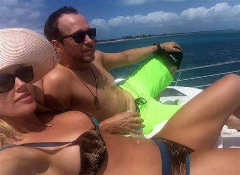 jenny mccarthy nude leaked pics  porn scandal planet