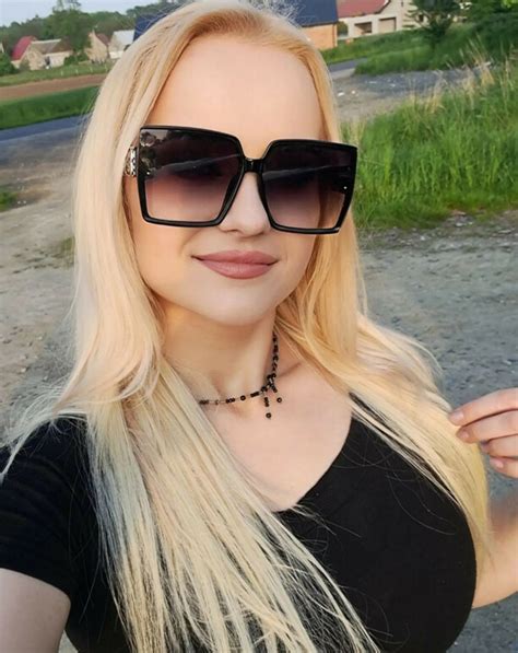 Ela Kliś wokalistka Piękni i Młodzi zachwyca w sieci! Zobaczcie jak ...