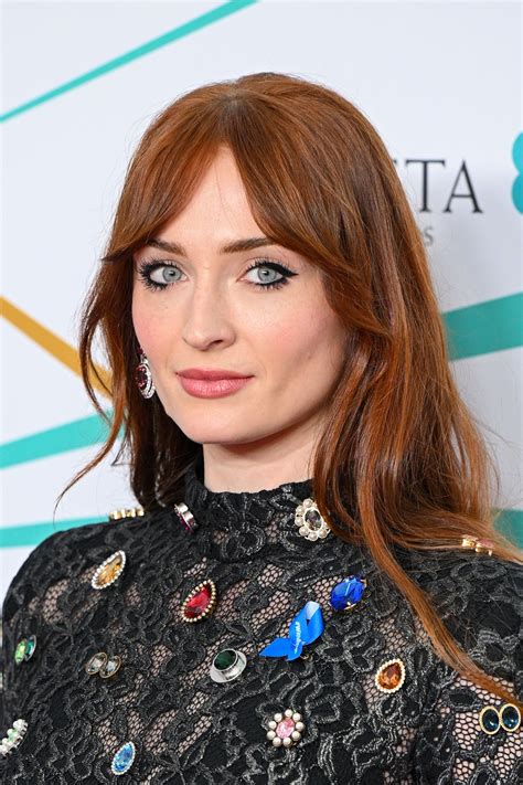 Sophie Turner Debuted Perfect Curtain Bangs At The 2023 Baftas Vogue