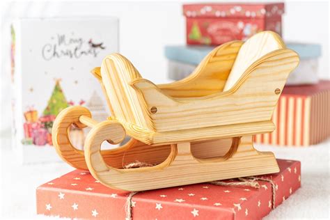 Wooden Santa Sleigh – Handmade Miniature Christmas Decoration – Natural ...