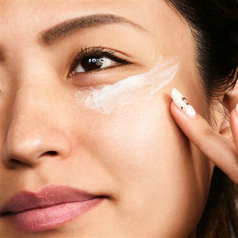 Eye-Adore This Revitalizing Eye Contour Cream by Essentials Skin Care ...