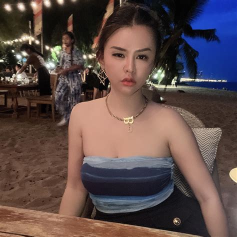 Mirror Shop ขายถูกทุกอย่าง