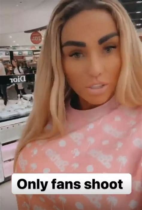 Katie Price strips completely naked as she announces new TV show on