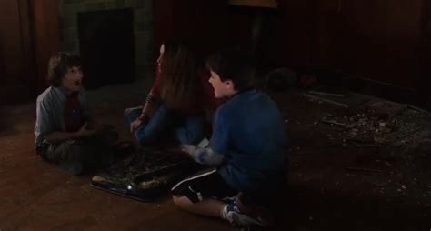 yarn  reached zathura zathura  space adventure video clips