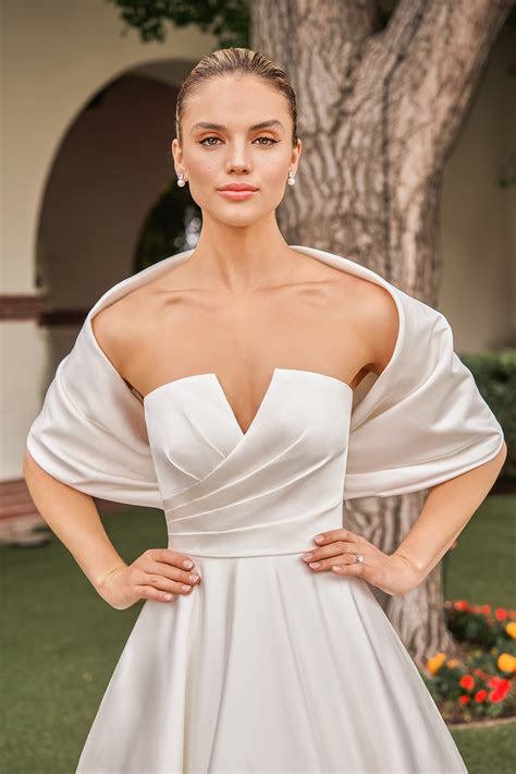 Wedding Dresses, Bridesmaid Dresses & Gowns | Jasmine Bridal