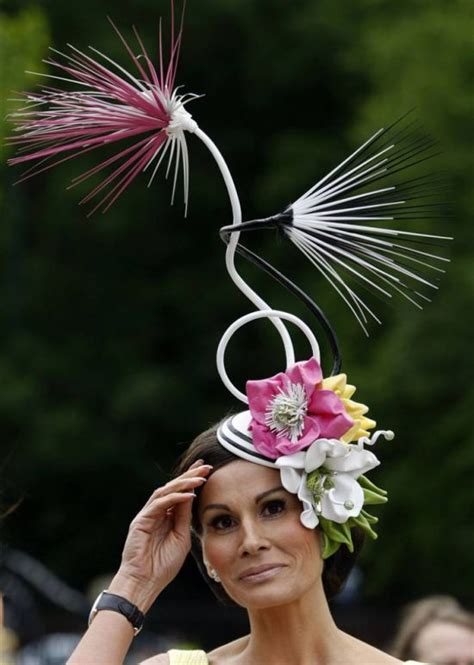 Необычные дамские шляпки Royal Ascot