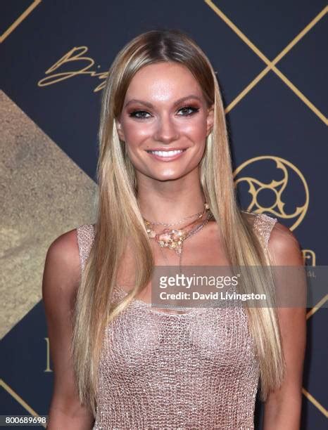 Actress Caitlin O'connor Photos and Premium High Res Pictures - Getty ...