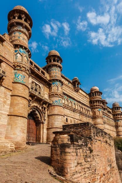 premium photo gwalior fort