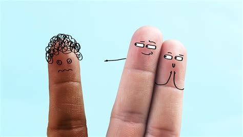 Descriminadas E Discriminadas
