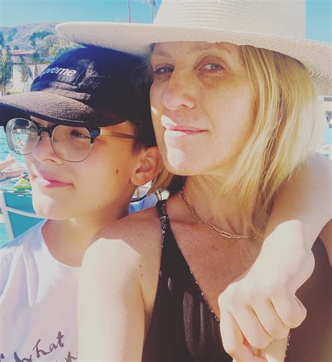 Andréa Bendewald and The Art of Circling