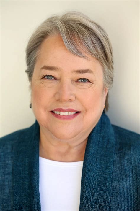 Kathy Bates : sa biographie, filmographie, et quelques photos