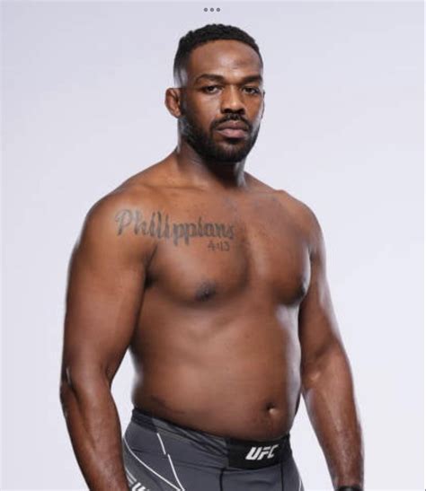 Jon Jones physique change from Light Heavyweight (2020) to Heavyweight ...