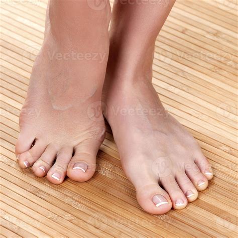 Feet Profile Bio Examples