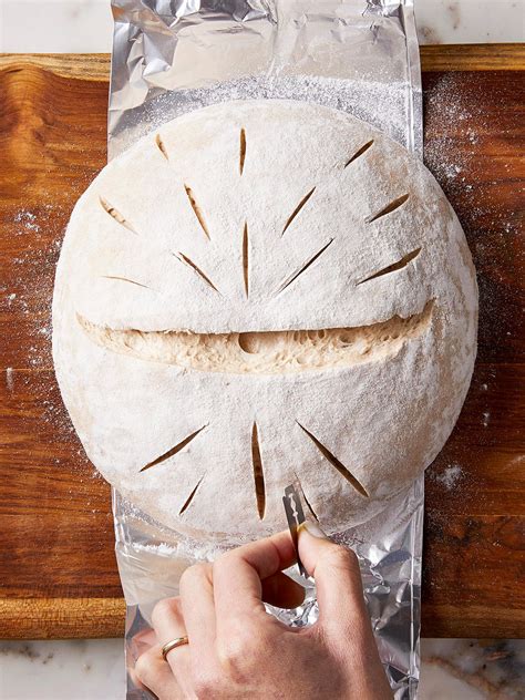 how to score sourdough bread 3