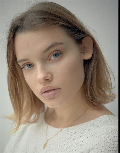 UPDATE Anastasia - FIFTH Artists