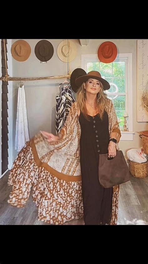 ERICA PAIGE | Wardrobe Stylist & Designer Resale Curator on Instagram