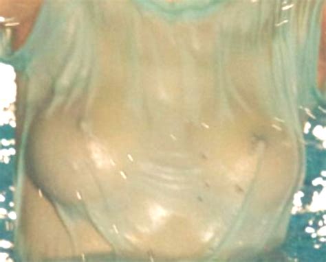 後藤真希がエロ乳輪した巨乳の濡れ透け乳首を解禁 │ アダルトニュース時短