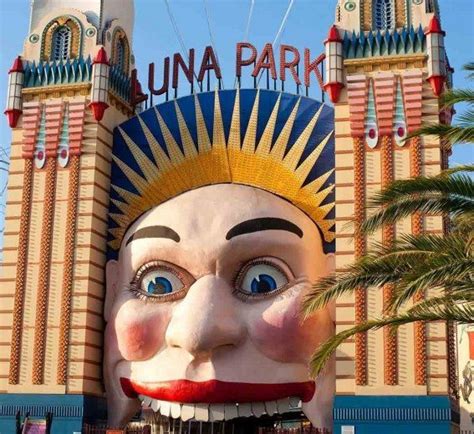 Review Luna Park Sydney Rides