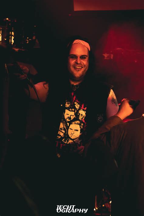 Silverfoxxx plays Valhalla - Rock Rises Again! — Jechtography