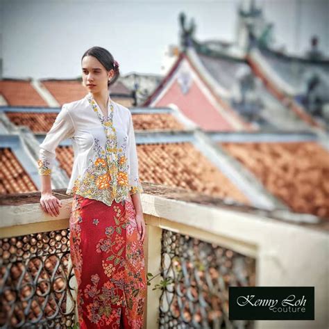 nyonya kebaya