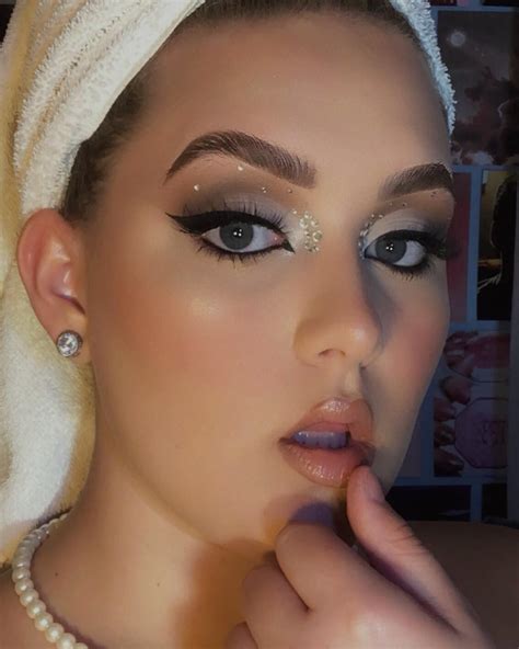 Lauren | Happy Halloween!!!!! 😈🎃👻 (SWIPE TO SEE ALL) This is my