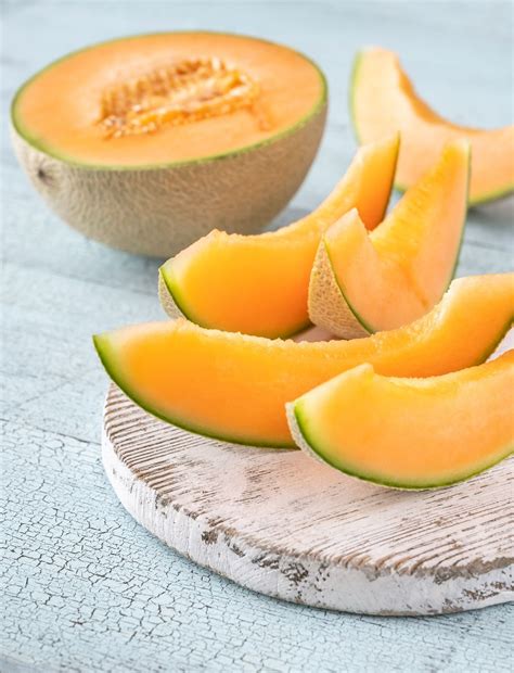 13 Most Hydrating Foods to Increase Your Daily Water Intake