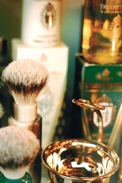 Grooming the English Gentleman | British Heritage