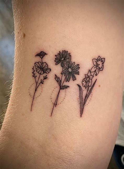 180+ Beautiful Birth Flower Tattoo Ideas (2024) - TattoosBoyGirl