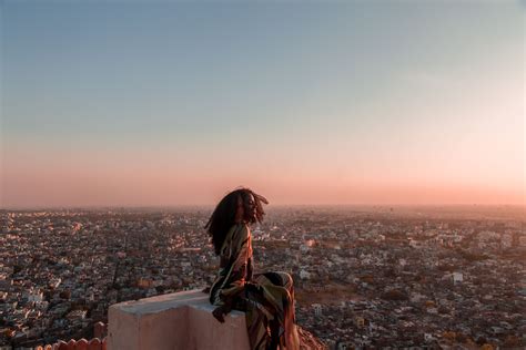 HOW TO FIND YOUR NICHE AS A CONTENT CREATOR — Spirited Pursuit