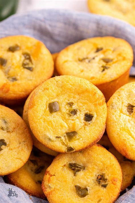 Cheesy Jalapeno Jiffy Cornbread Muffins