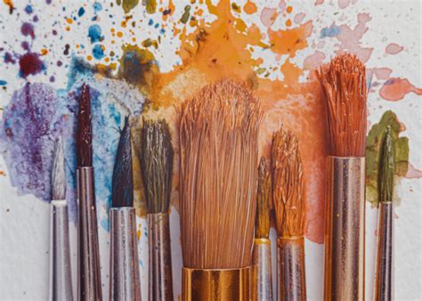 Put your brush on the canvas - Bellavista