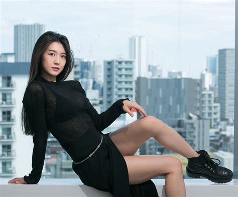 “謎の美女”Aimiがついにそのヴェールを脱ぐ「実は19歳から“吉川このみ”の名前でグラビア活動を」 | ENTAME next - アイドル