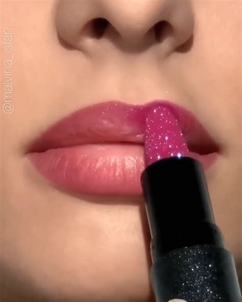 Pink glittery lipstick – Artofit