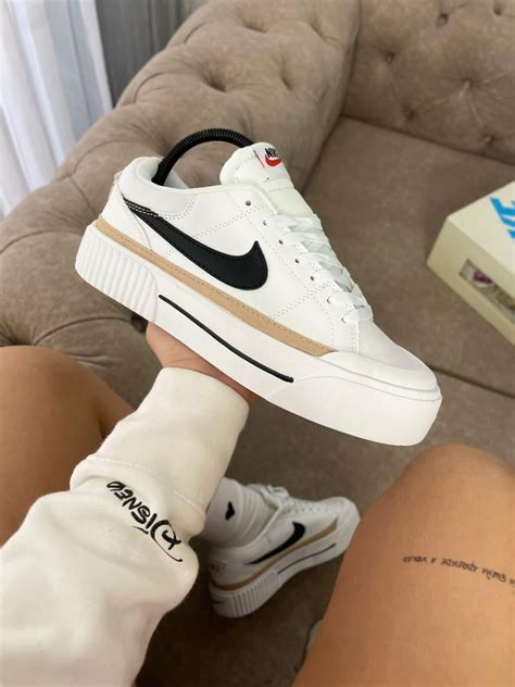 Pin by Danielle Unzueta on CHUSEE | Shoes outfit fashion, Preppy shoes