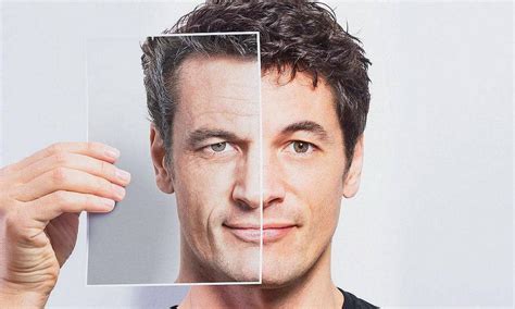 quatre secrets pour preserver une peau jeune apres  ans grace