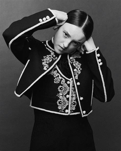 Bella Ramsey - ELLE Magazine January 2023 • CelebMafia